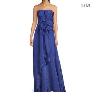 NWT Muse by Marchesa Bluebell Rosette Strapless Formal Gown Size 6